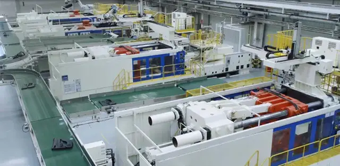 李強(qiáng)調(diào)研上汽工廠的技術(shù)開發(fā)戰(zhàn)略意義